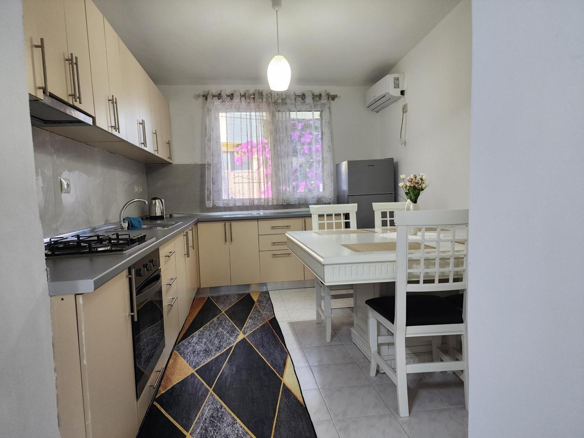 Eden Guesthouse Durrës Buitenkant foto