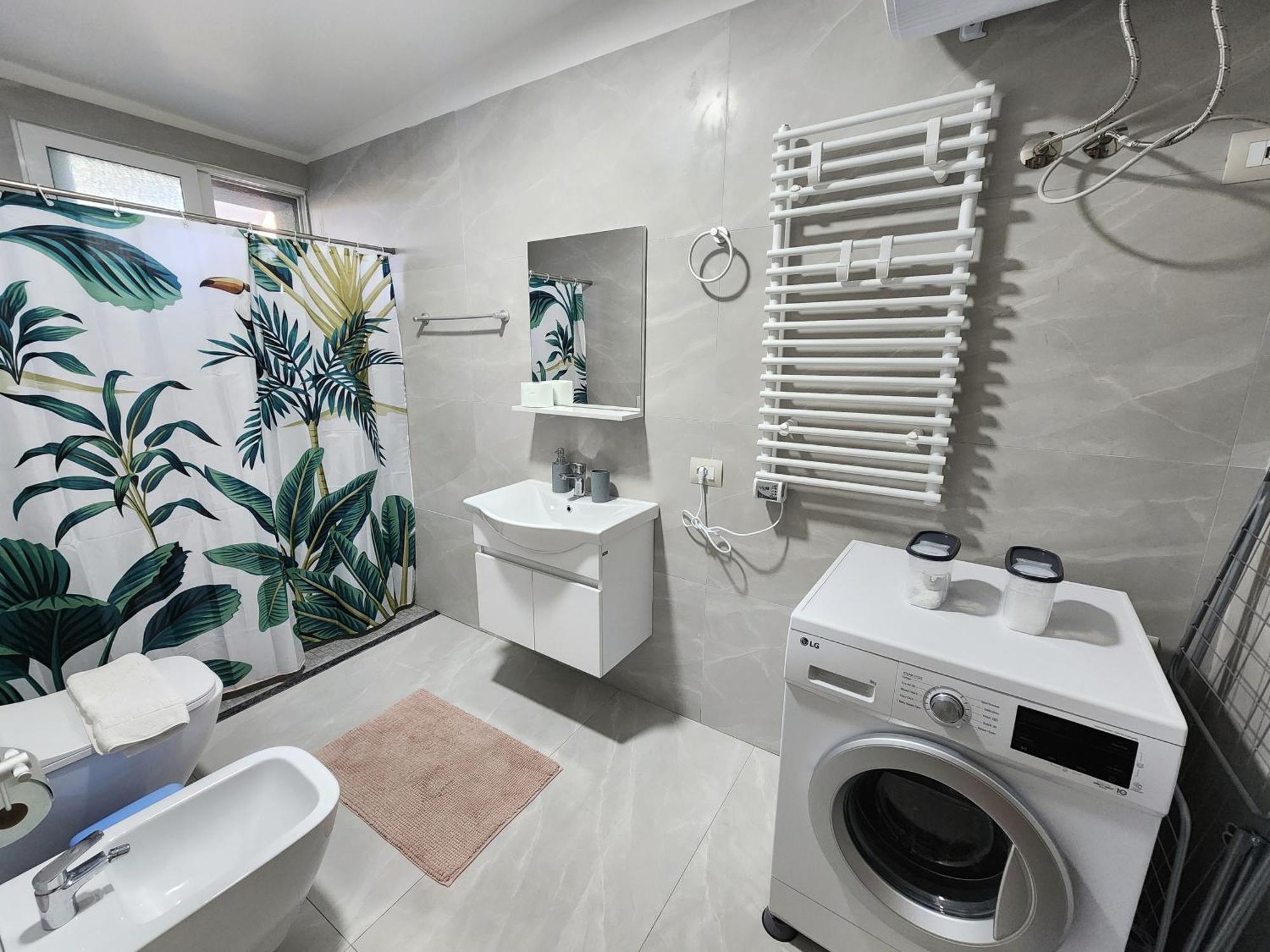Eden Guesthouse Durrës Buitenkant foto